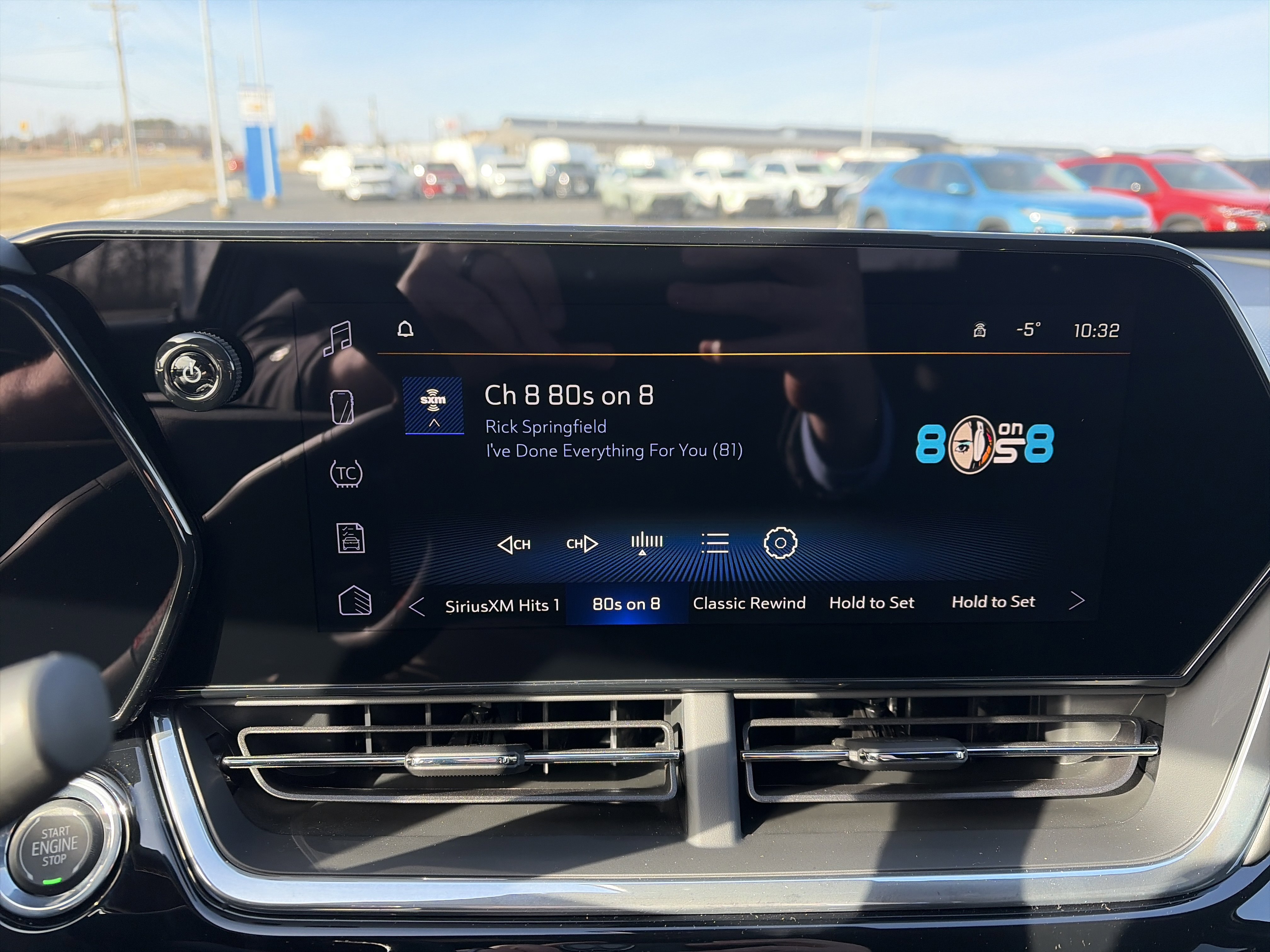 New 2026 Chevrolet Trax RS w/ Driver Confidence Package image 16