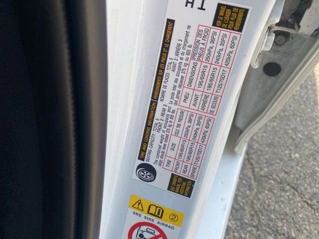 Used 2022 Toyota Prius LE image 22