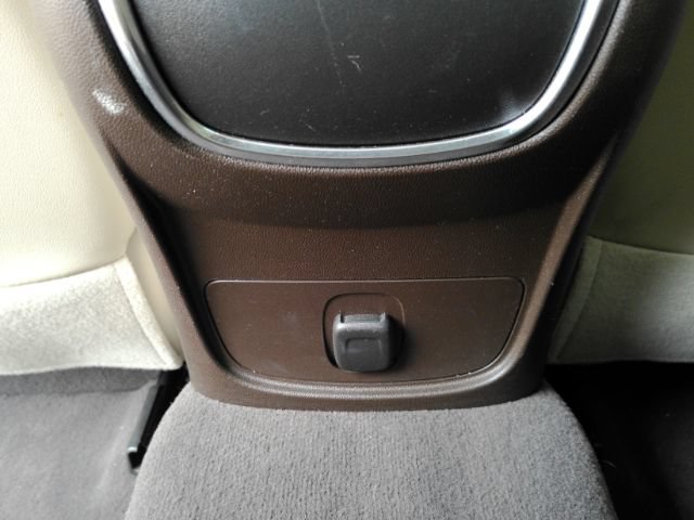 Used 2017 Buick LaCrosse Essence FWD image 29