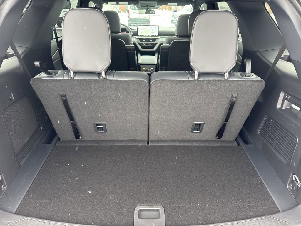 New 2026 Ford Explorer ST-Line image 7