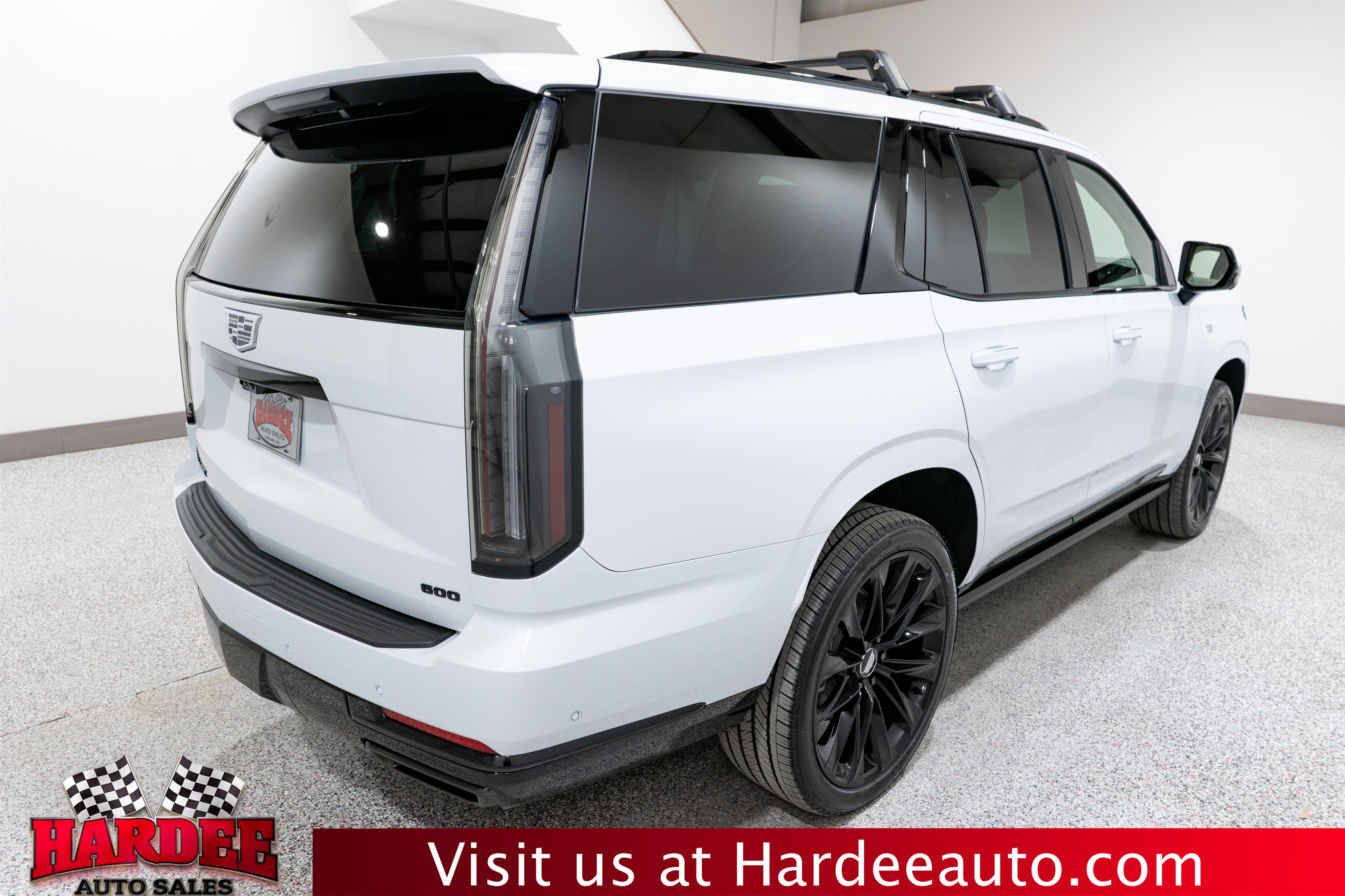 Used 2026 Cadillac Escalade Platinum Sport AWD/4WD image 5