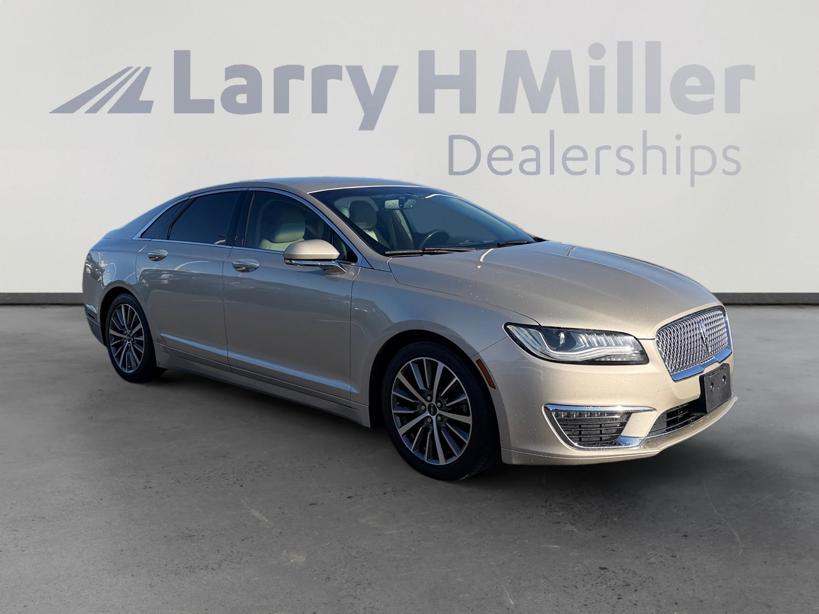 Used 2017 Lincoln MKZ Select w/ Select Plus Package FWD image 7