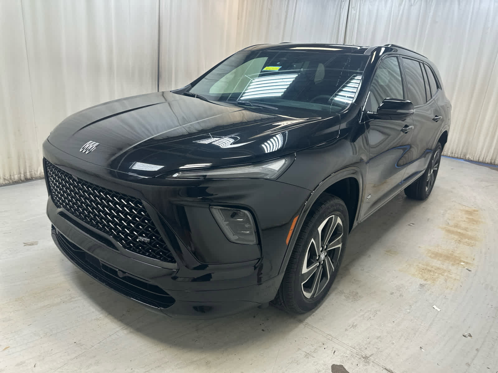 New 2026 Buick Enclave Sport Touring w/ LPO, Floor Liner Package image 10