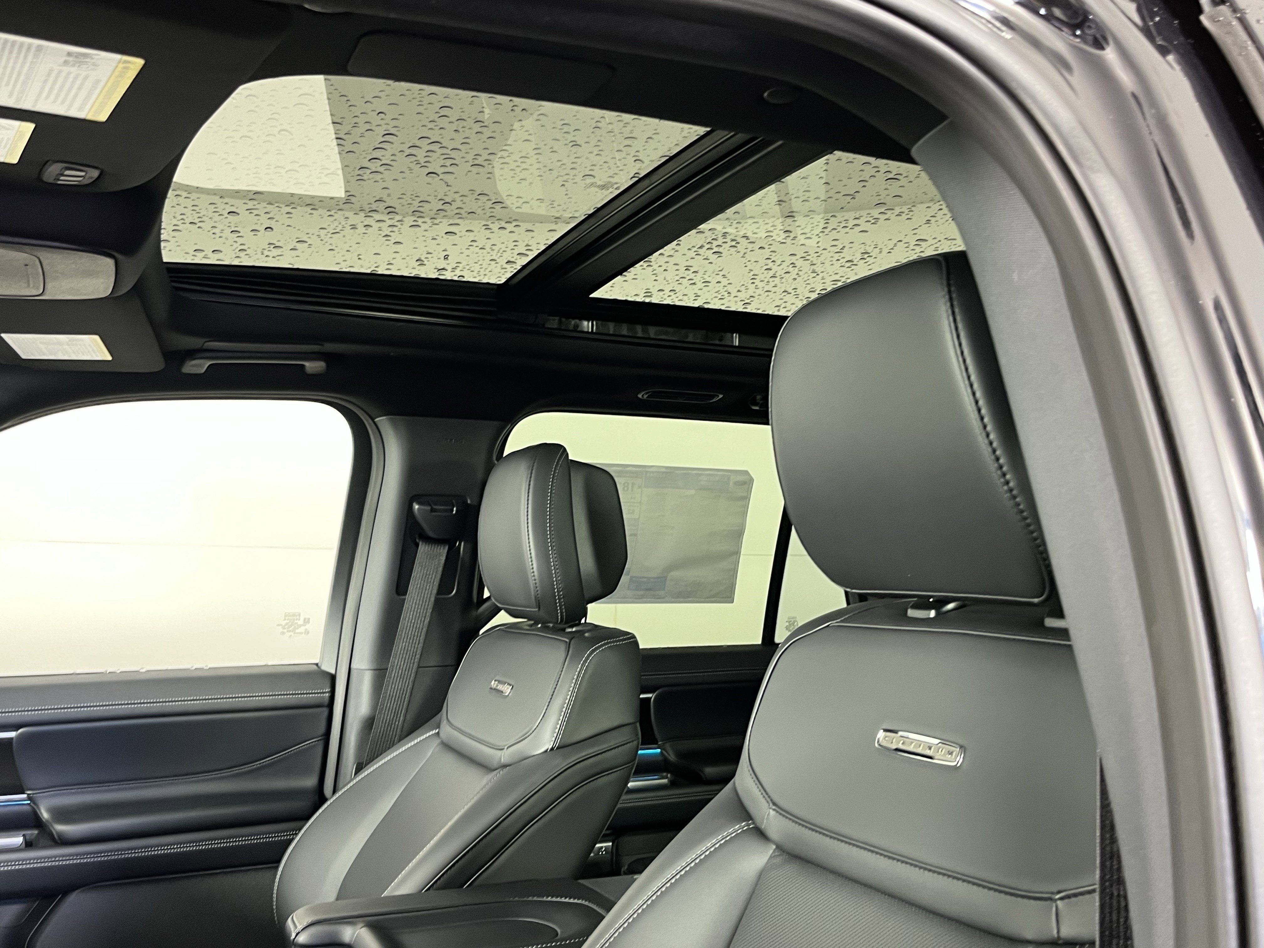 New 2026 Ford Expedition Platinum w/ Stealth Performance Package AWD/4WD image 17