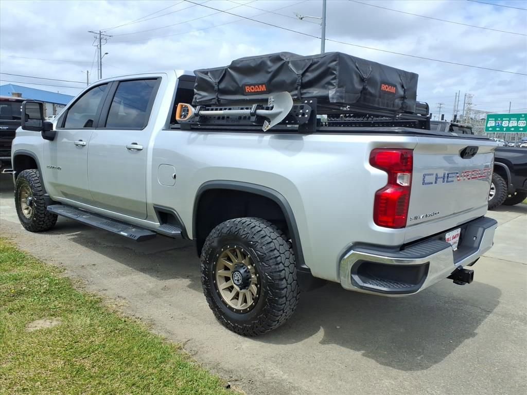Used 2022 Chevrolet Silverado 2500 LT w/ Convenience Package image 5