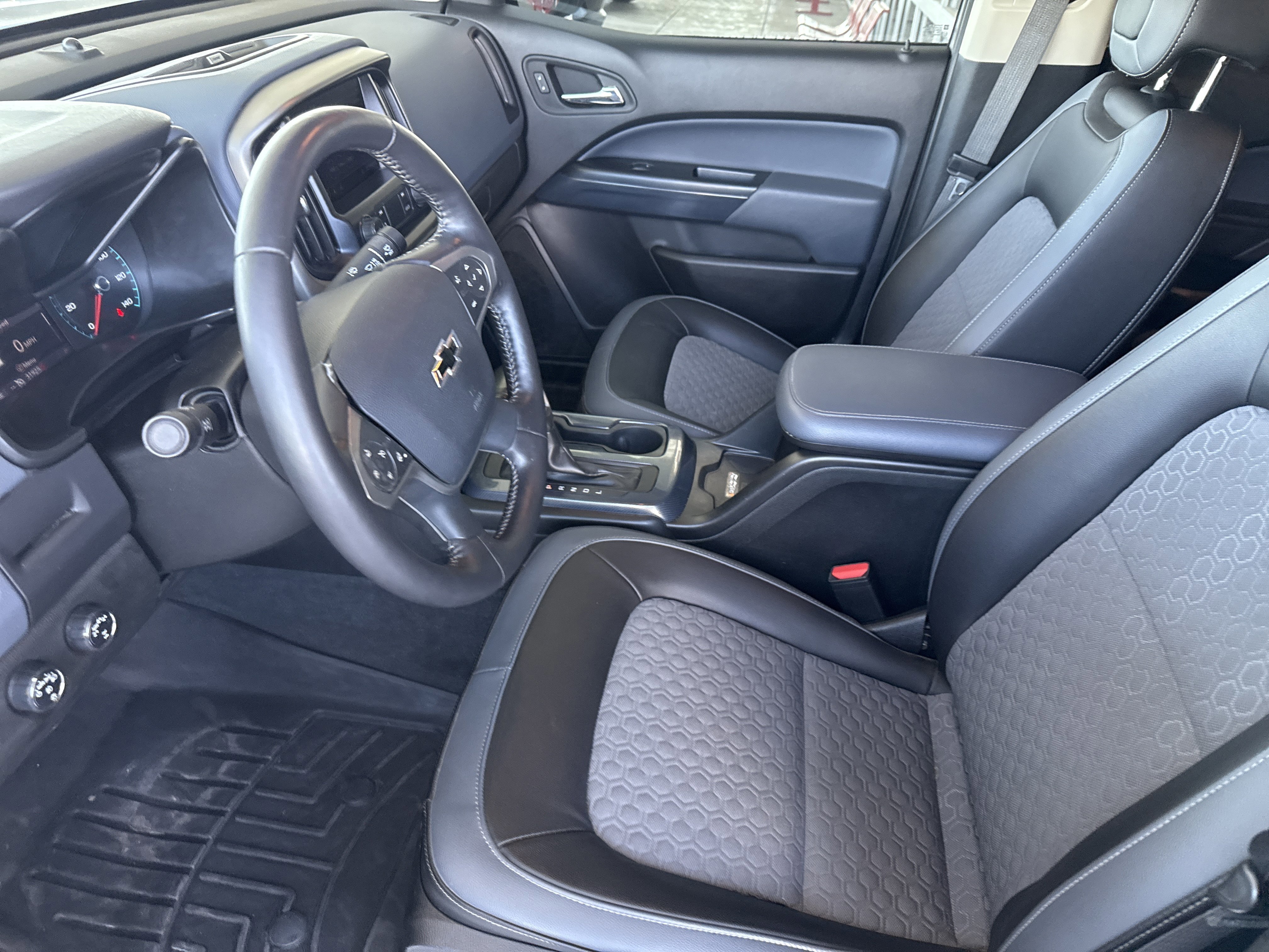 Used 2020 Chevrolet Colorado Z71 image 20