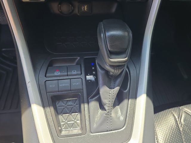 Used 2024 Toyota RAV4 XLE w/ Convenience Package image 22