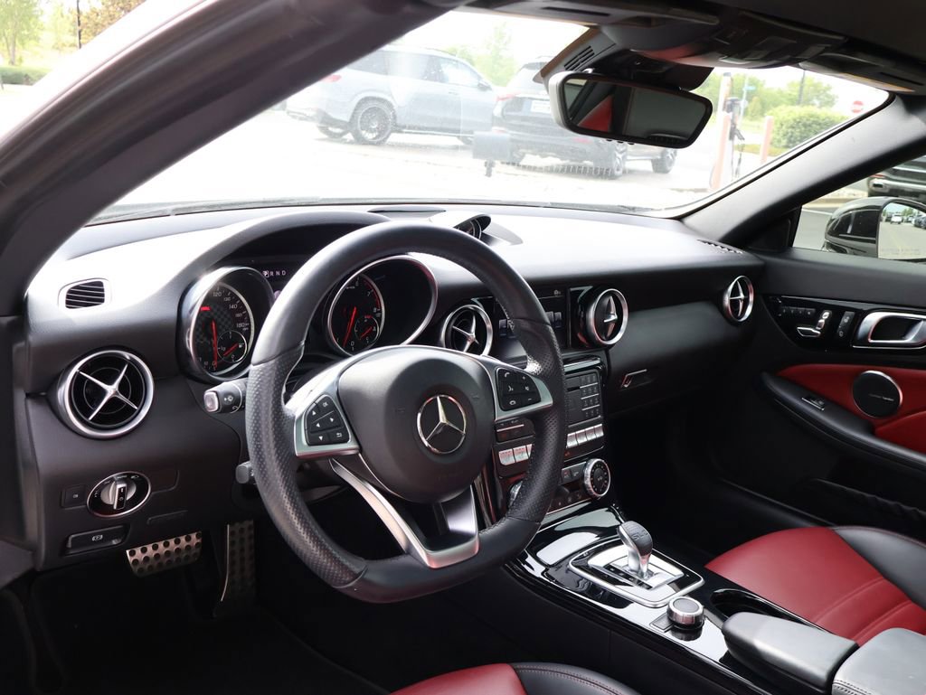 Used 2018 Mercedes-Benz SLC 43 AMG image 13