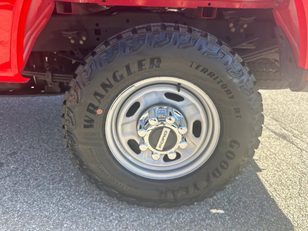 Used 2023 Ford F350 XL w/ STX Appearance Package AWD/4WD image 26