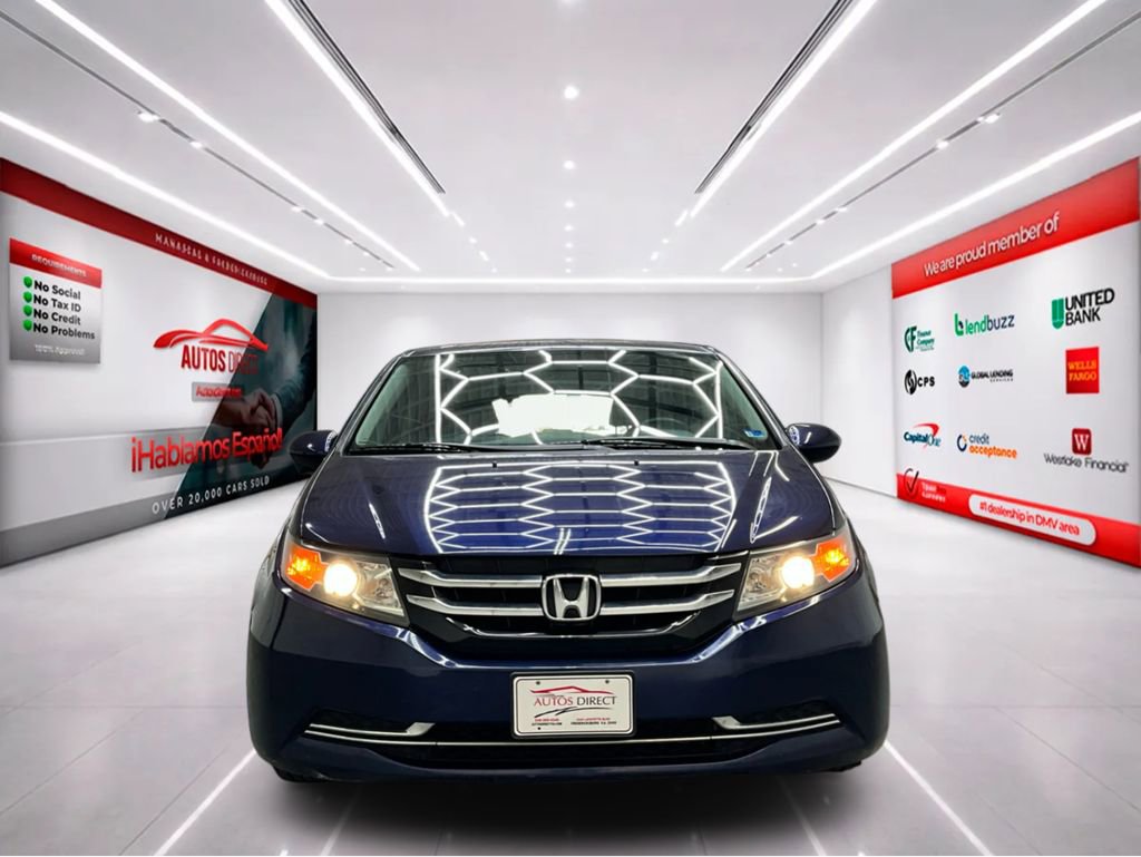 Used 2016 Honda Odyssey SE image 2