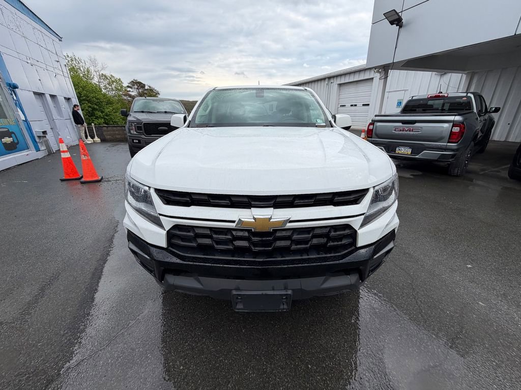 Used 2022 Chevrolet Colorado LT AWD/4WD image 8