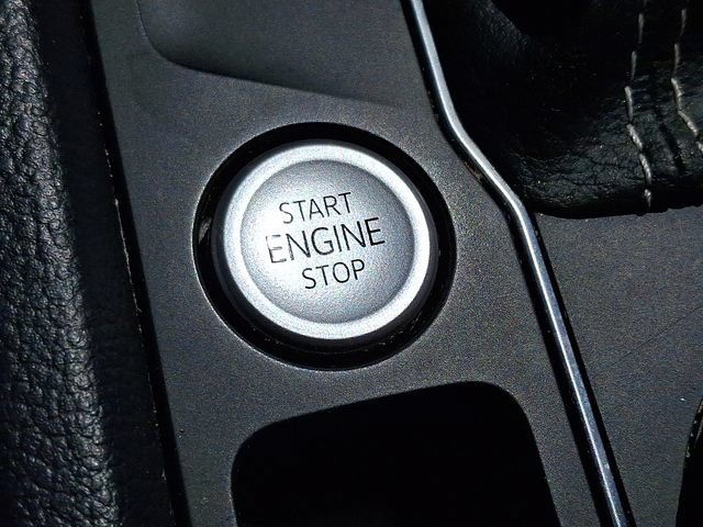 Certified 2023 Volkswagen Atlas SE AWD/4WD image 22