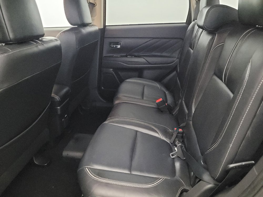 Used 2018 Mitsubishi Outlander GT AWD/4WD image 18