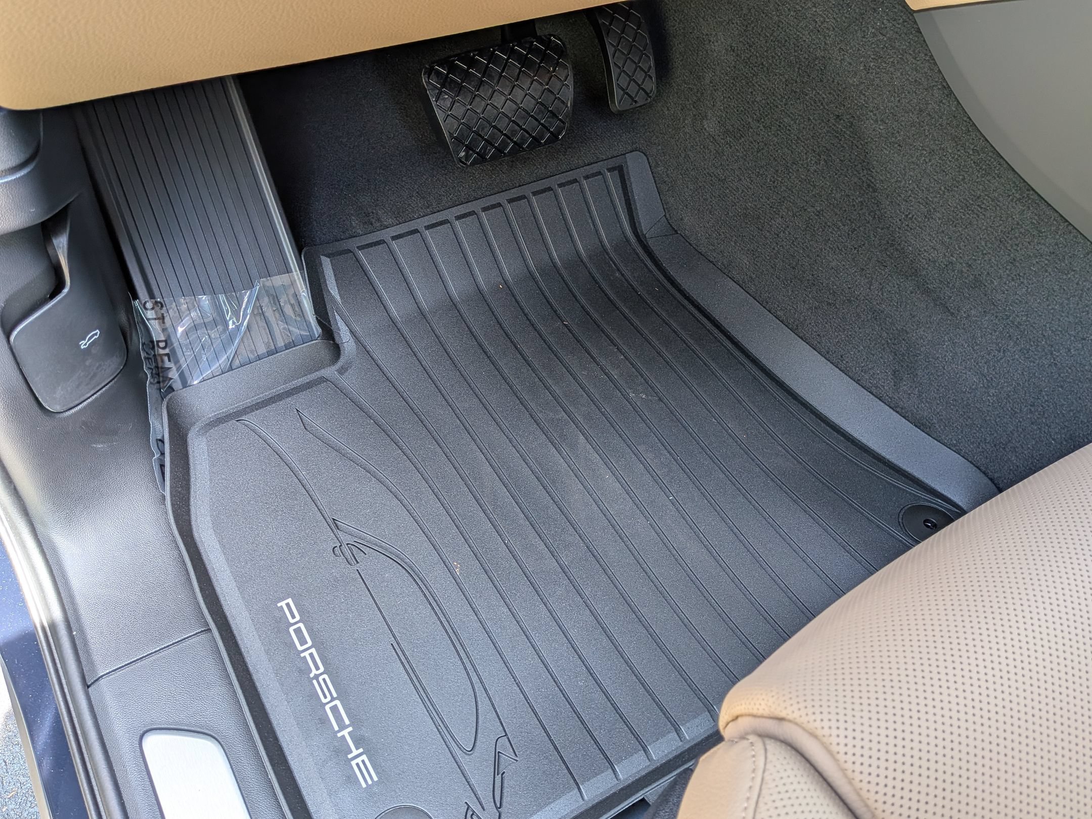 New 2026 Porsche Cayenne AWD/4WD image 7