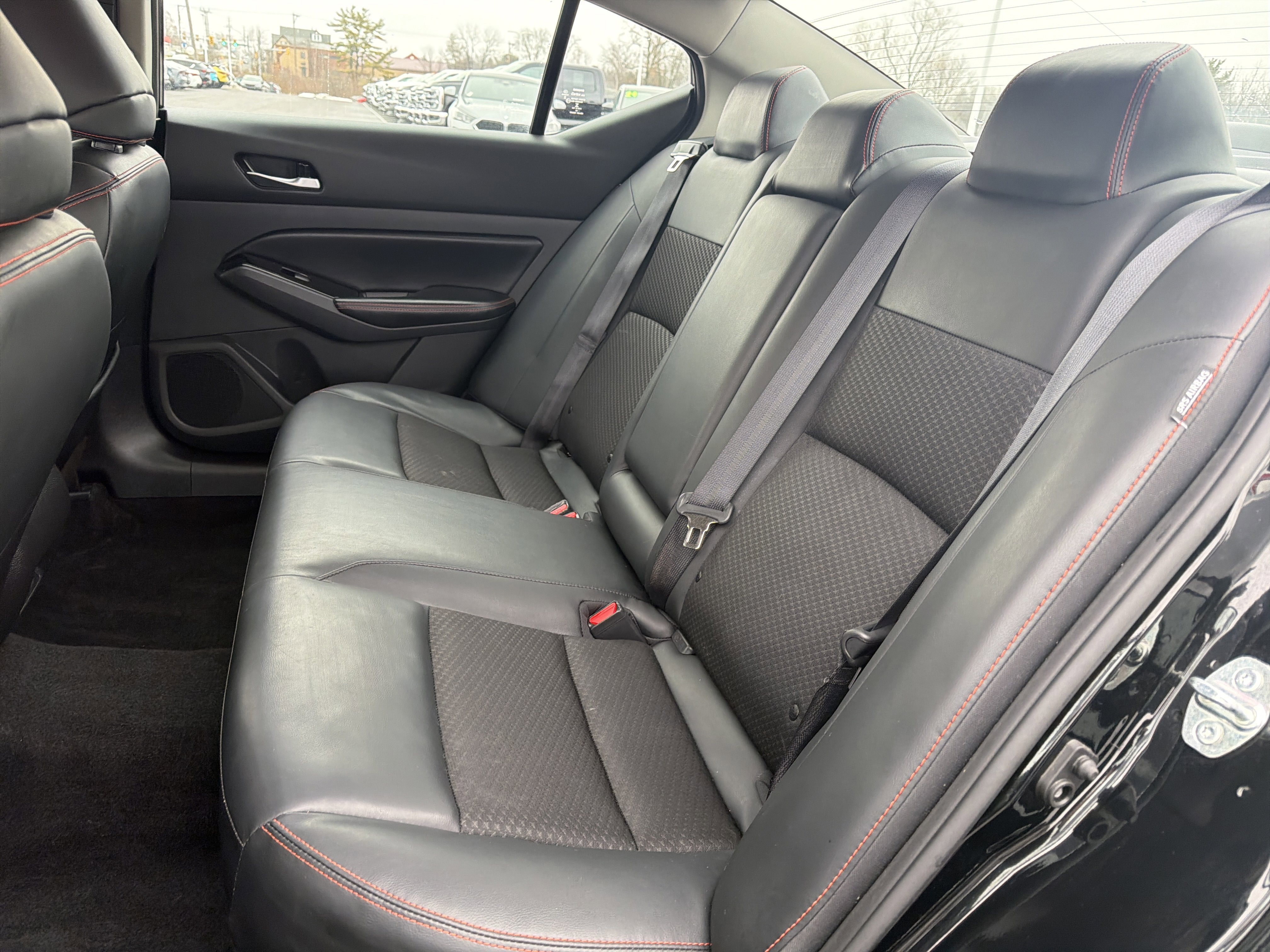 Used 2024 Nissan Altima 2.5 SR FWD image 13