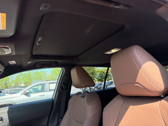 Used 2026 Toyota Corolla Cross XLE w/ Convenience Package FWD image 2