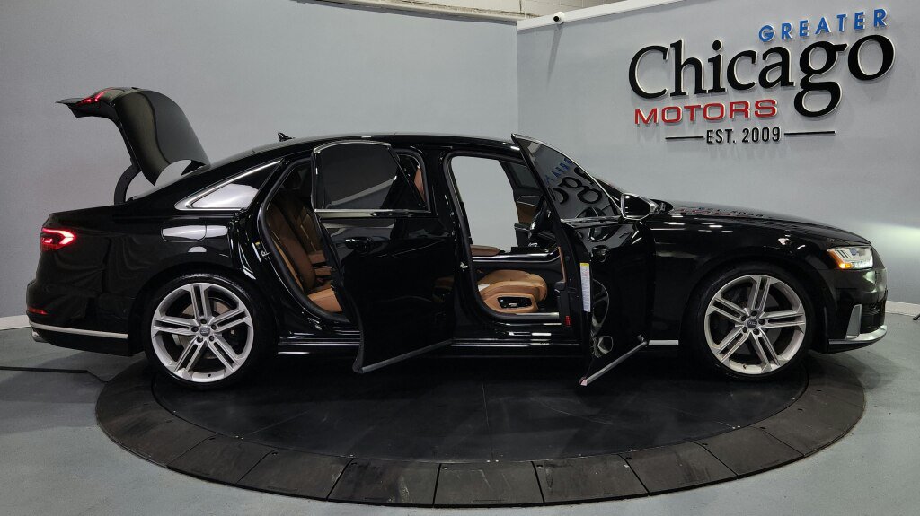 Used 2020 Audi S8 L w/ S8 Executive Package AWD/4WD image 21