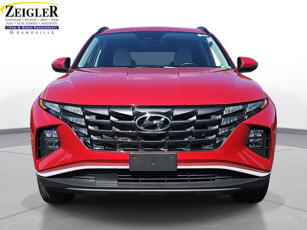 Used 2023 Hyundai Tucson SEL w/ Convenience Package AWD/4WD image 2