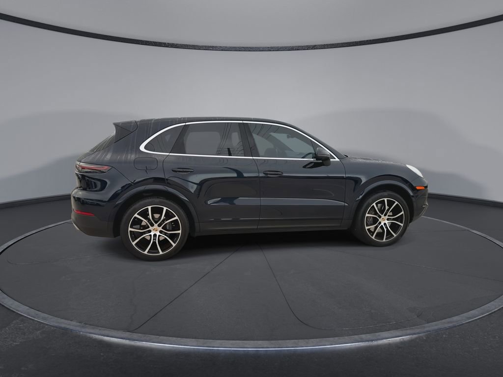 Used 2023 Porsche Cayenne image 9