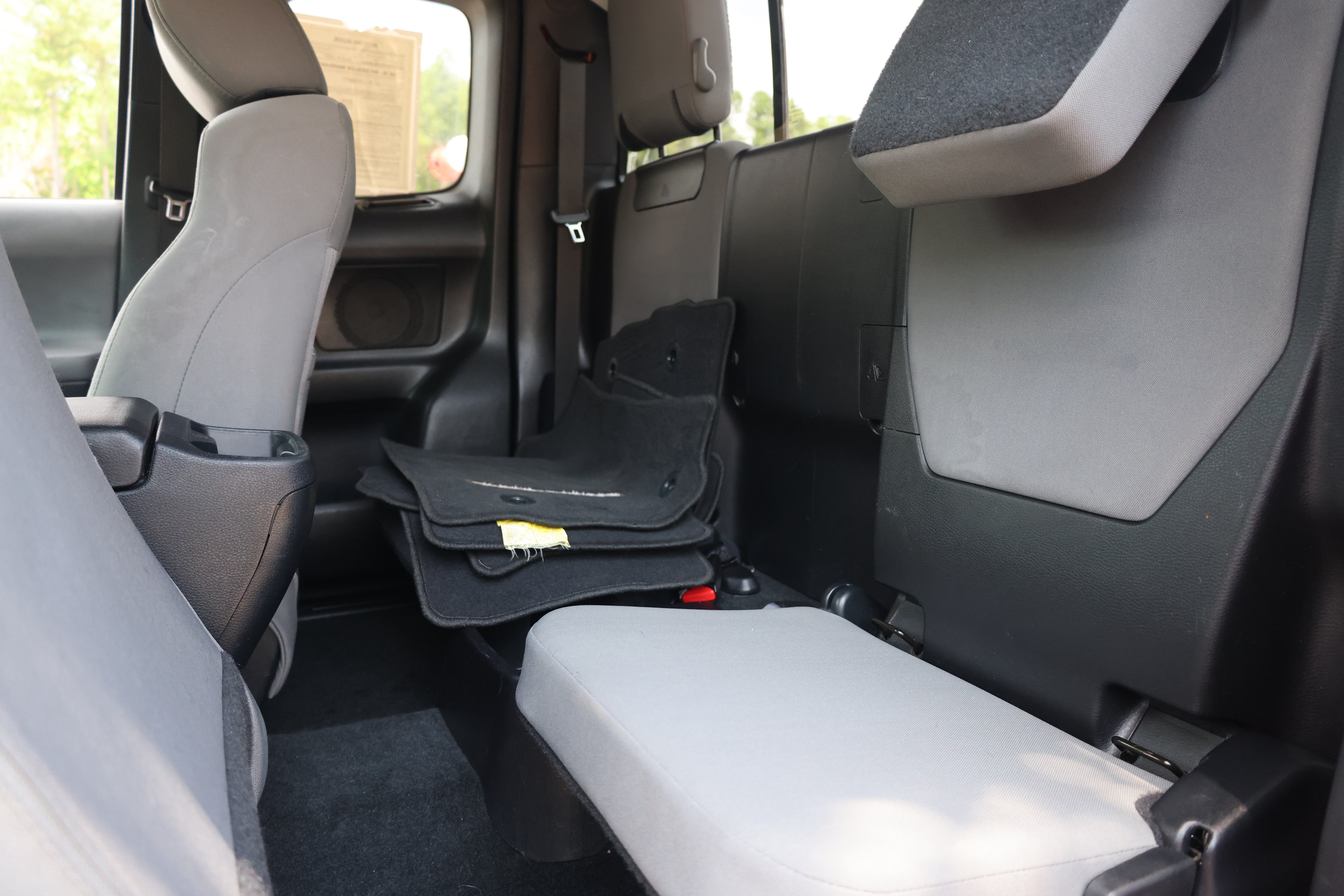 Used 2019 Toyota Tacoma SR5 RWD image 14
