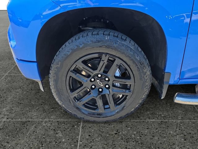 Used 2025 Chevrolet Silverado 1500 Custom AWD/4WD image 16