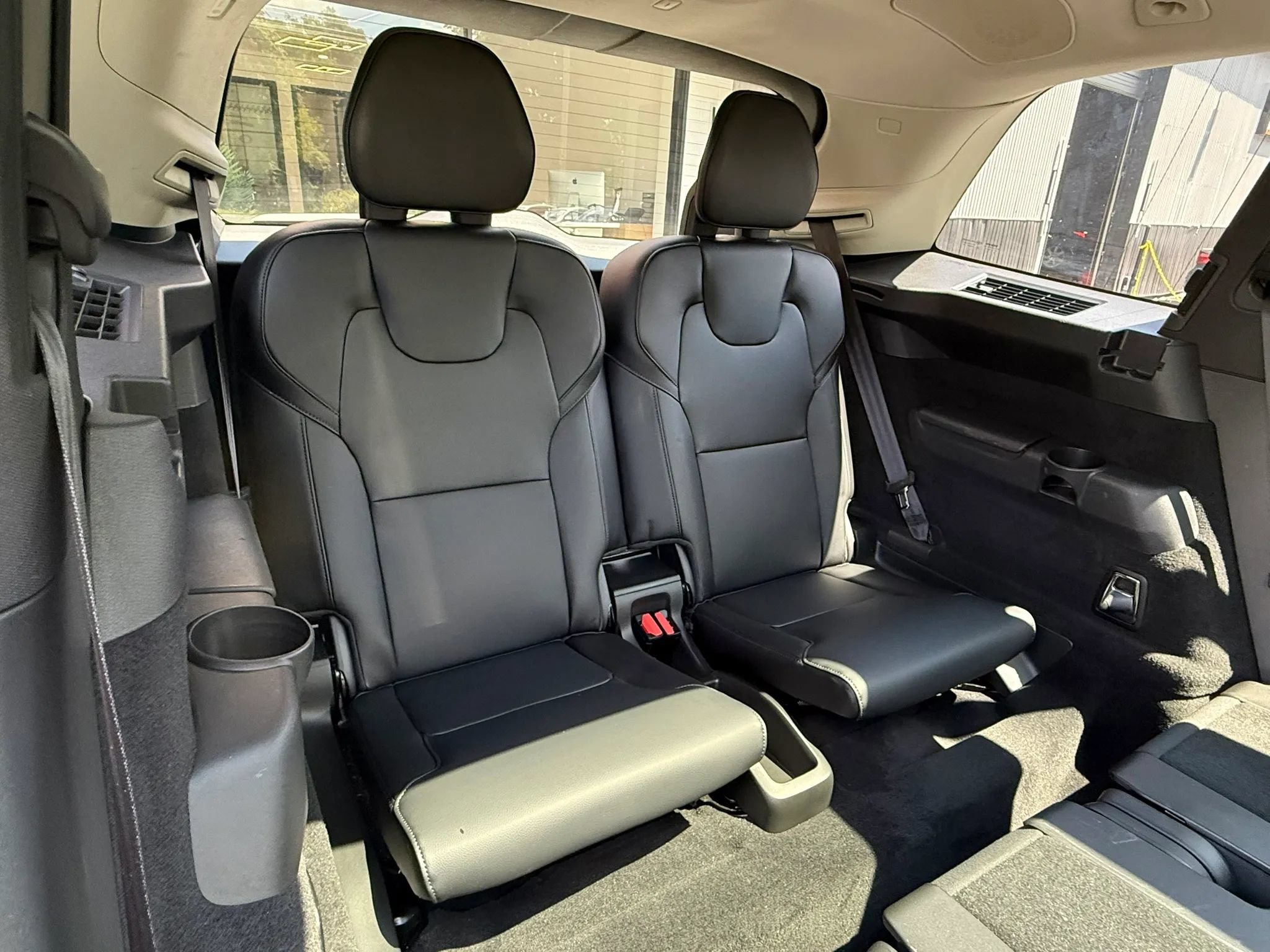 Used 2019 Volvo XC90 T5 Momentum w/ Advanced Package AWD/4WD image 36