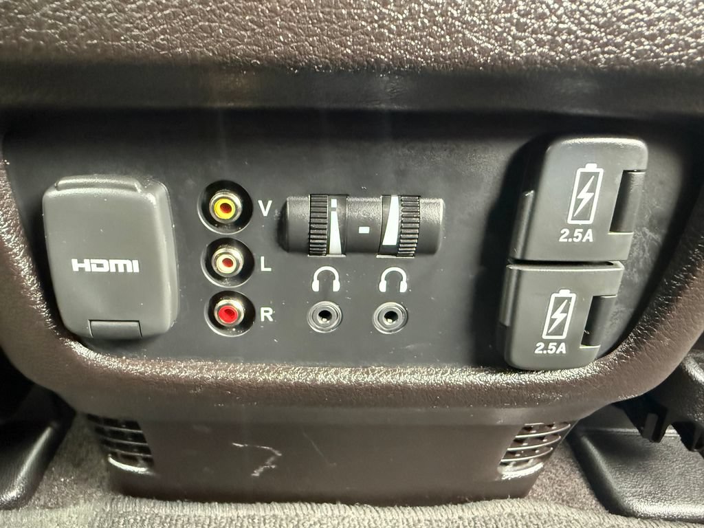 Used 2019 Acura MDX w/ Advance & Entertainment Pac AWD/4WD image 30