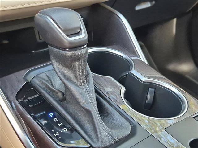 Used 2023 Toyota Highlander Limited FWD image 12
