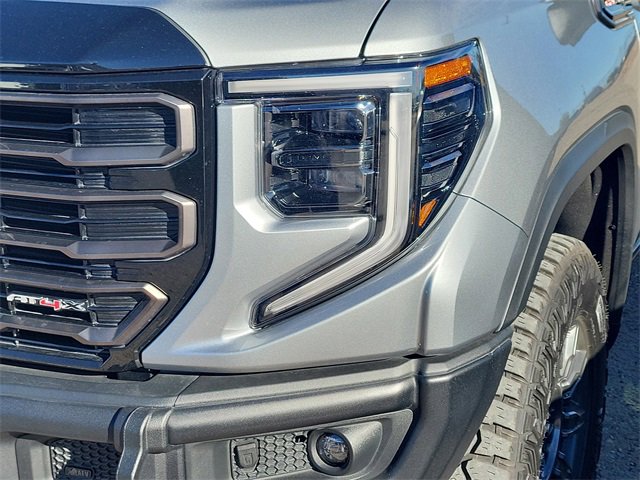 Used 2024 GMC Sierra 1500 AT4X image 4