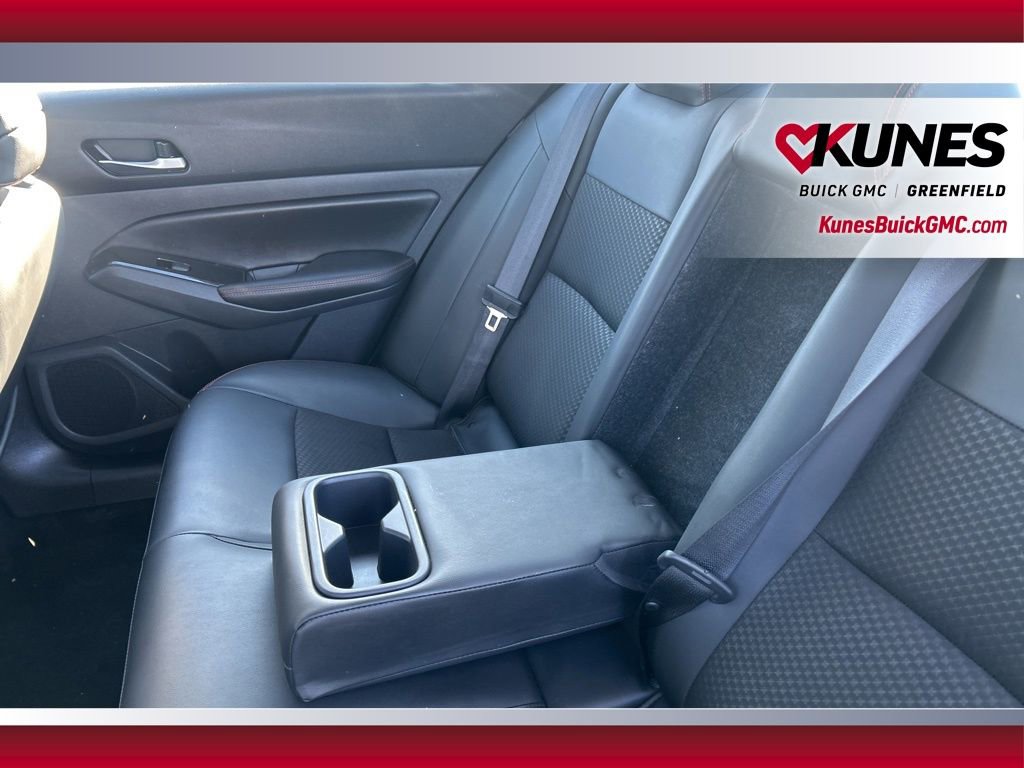 Used 2024 Nissan Altima 2.5 SR AWD/4WD image 34