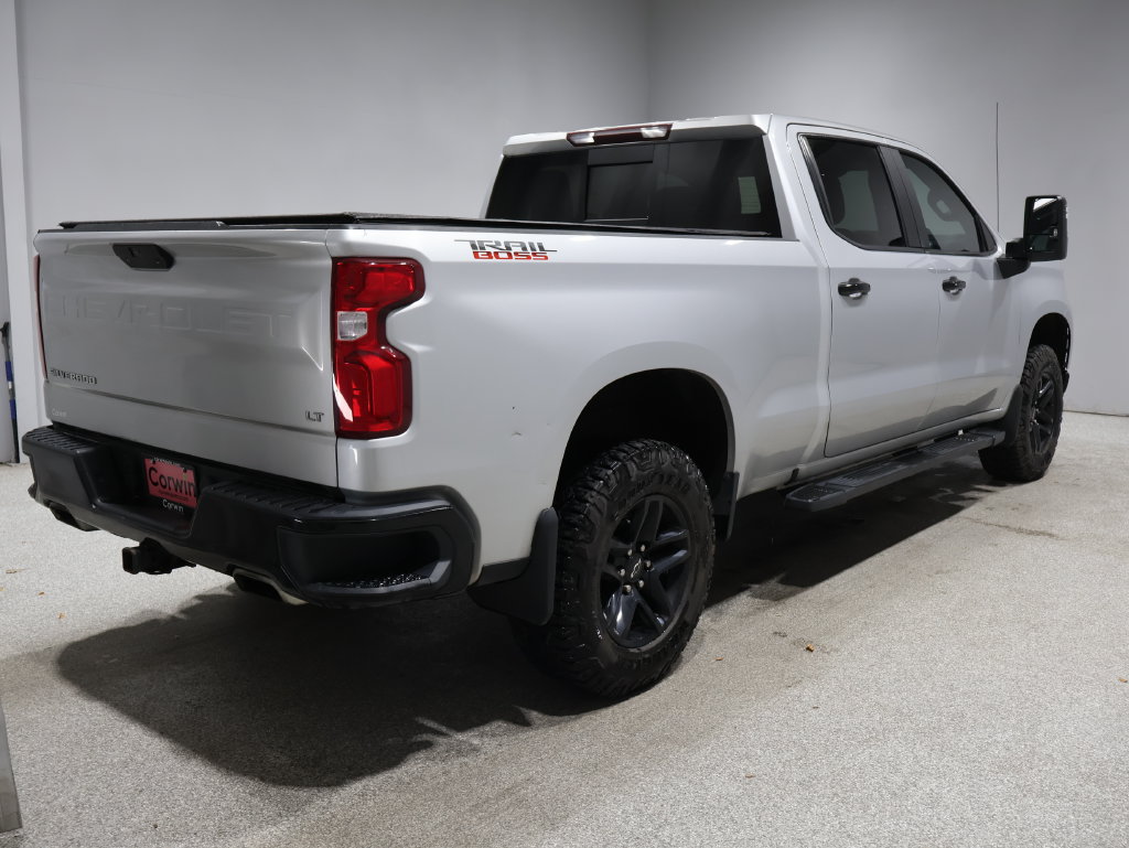 Used 2021 Chevrolet Silverado 1500 LT Trail Boss w/ Convenience Package II AWD/4WD image 2