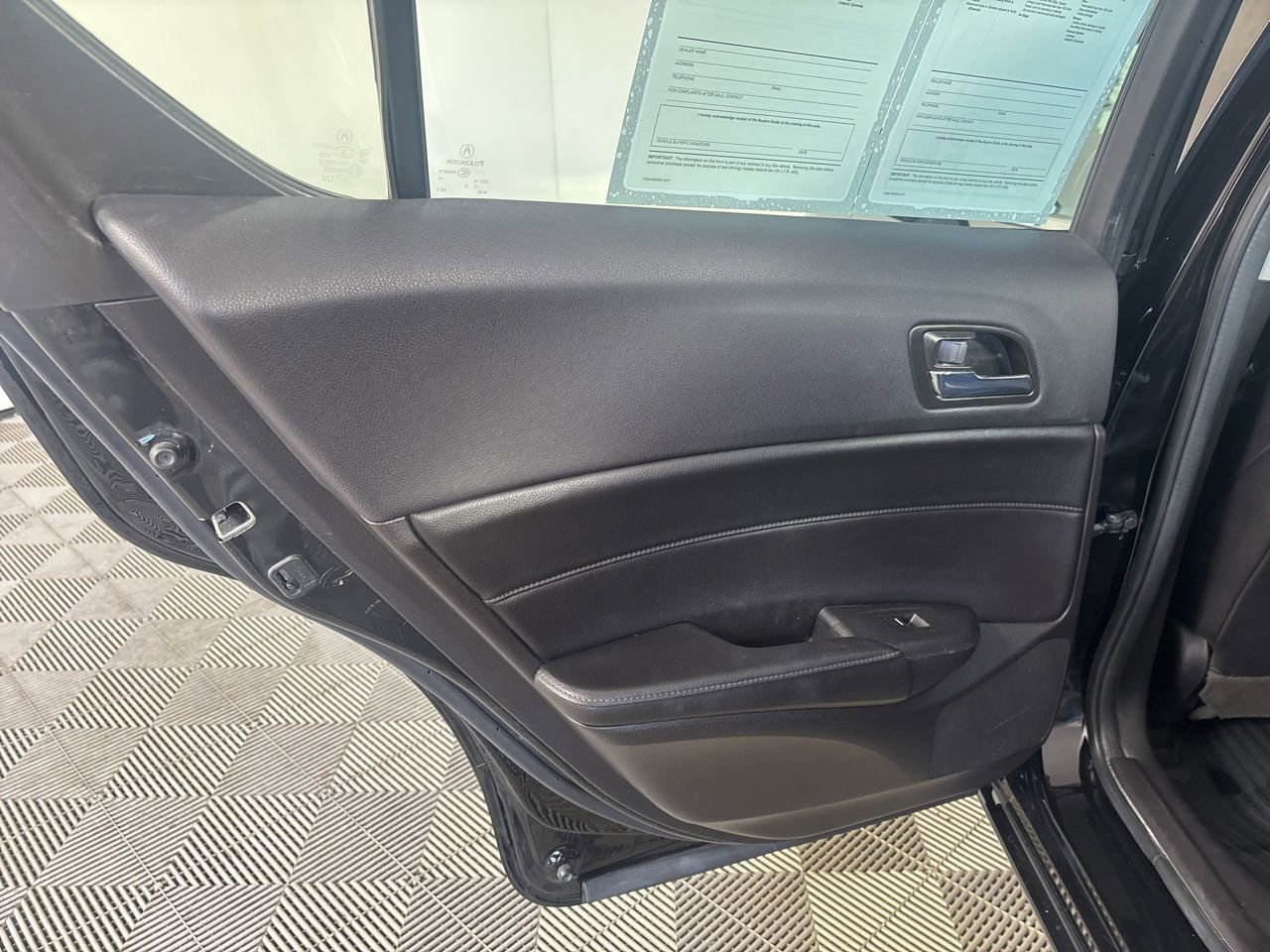 Used 2017 Acura ILX w/ Premium Package image 24