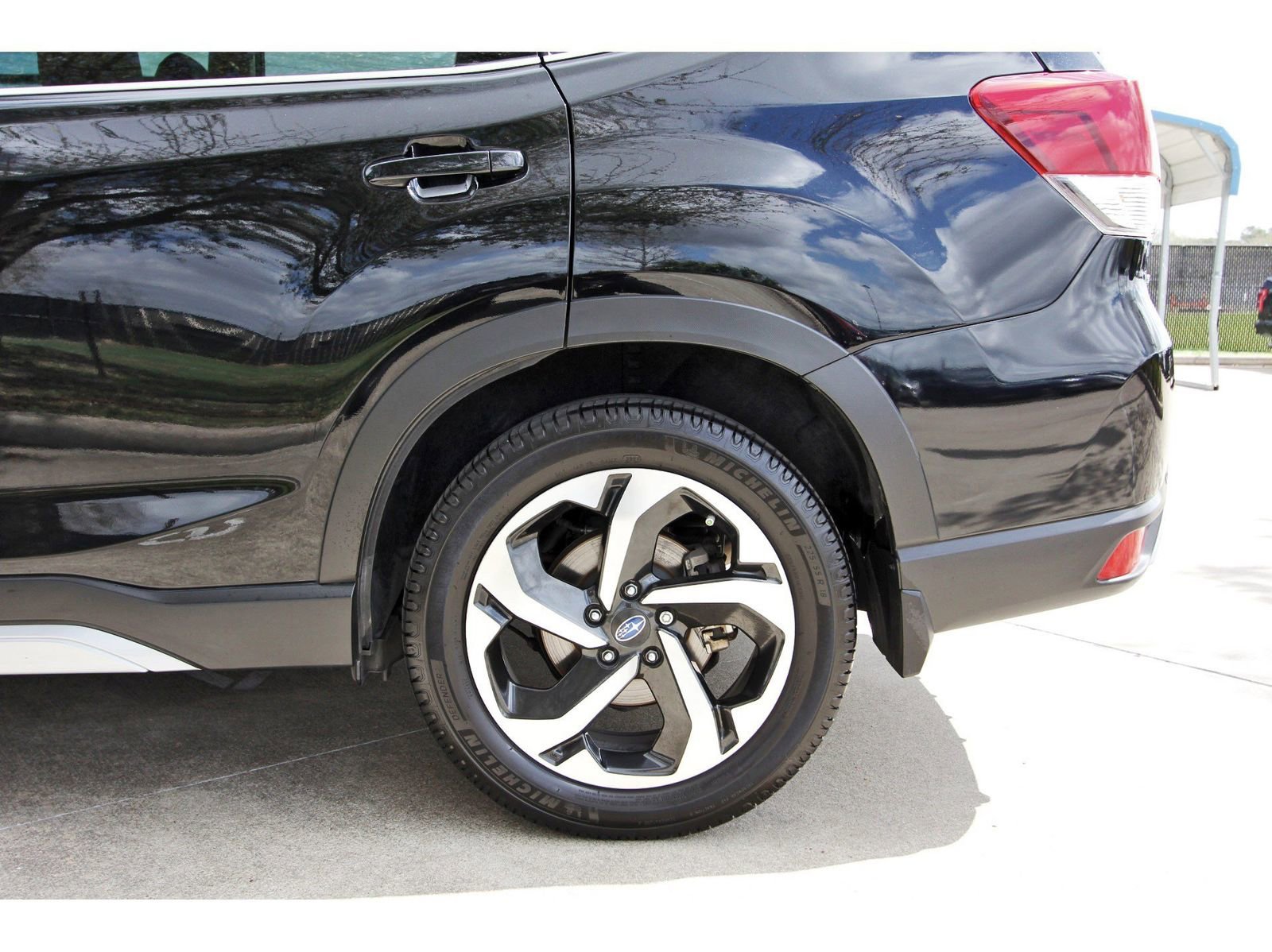 Used 2023 Subaru Forester Touring w/ Popular Package #3 image 32