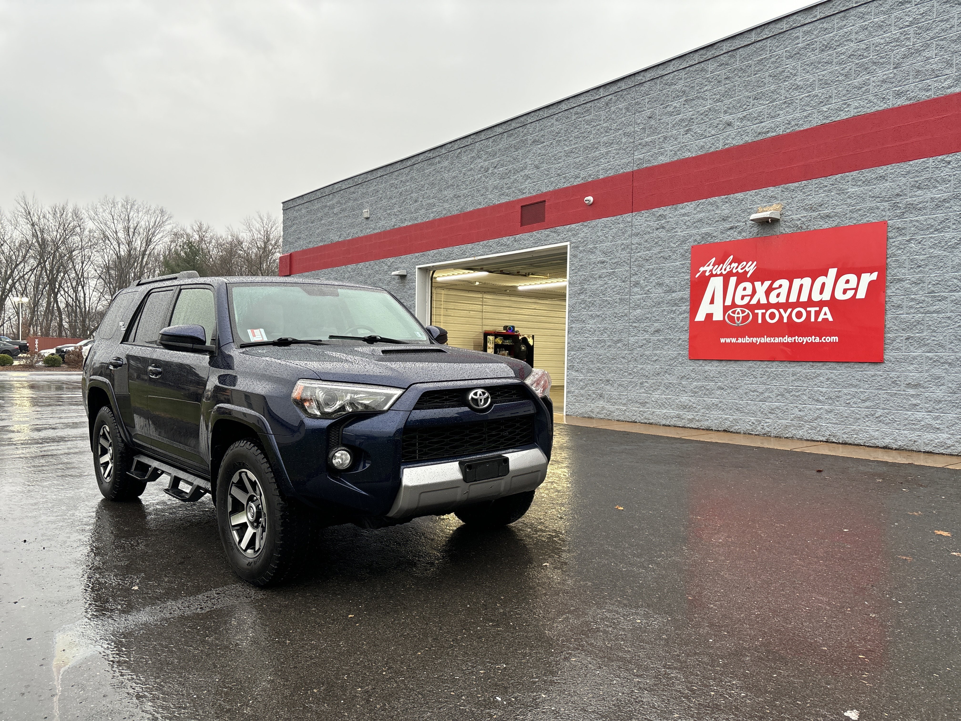 Used 2019 Toyota 4Runner TRD Off-Road image 1
