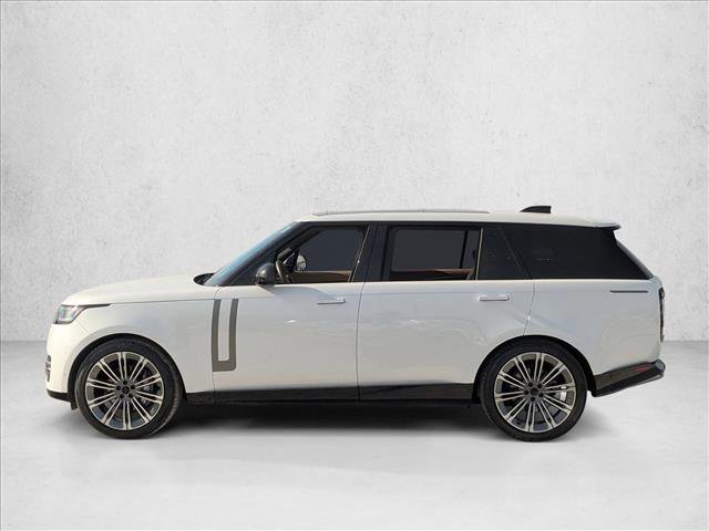 New 2026 Land Rover Range Rover Long Wheelbase SE image 5