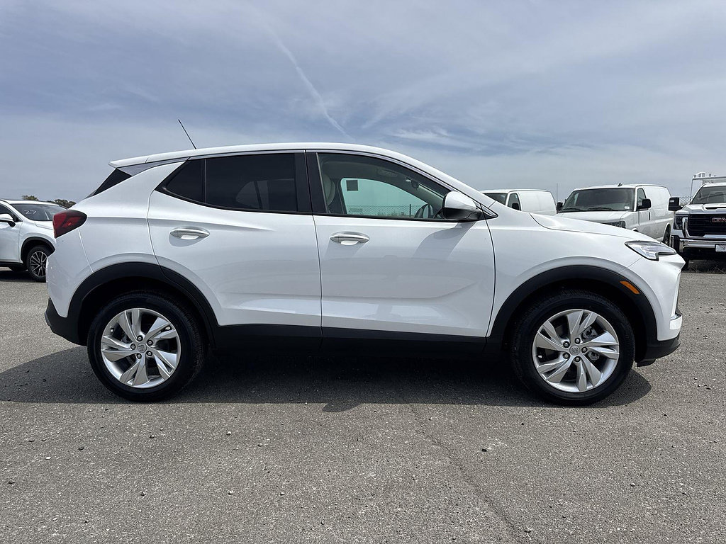 New 2026 Buick Encore GX Preferred FWD image 3