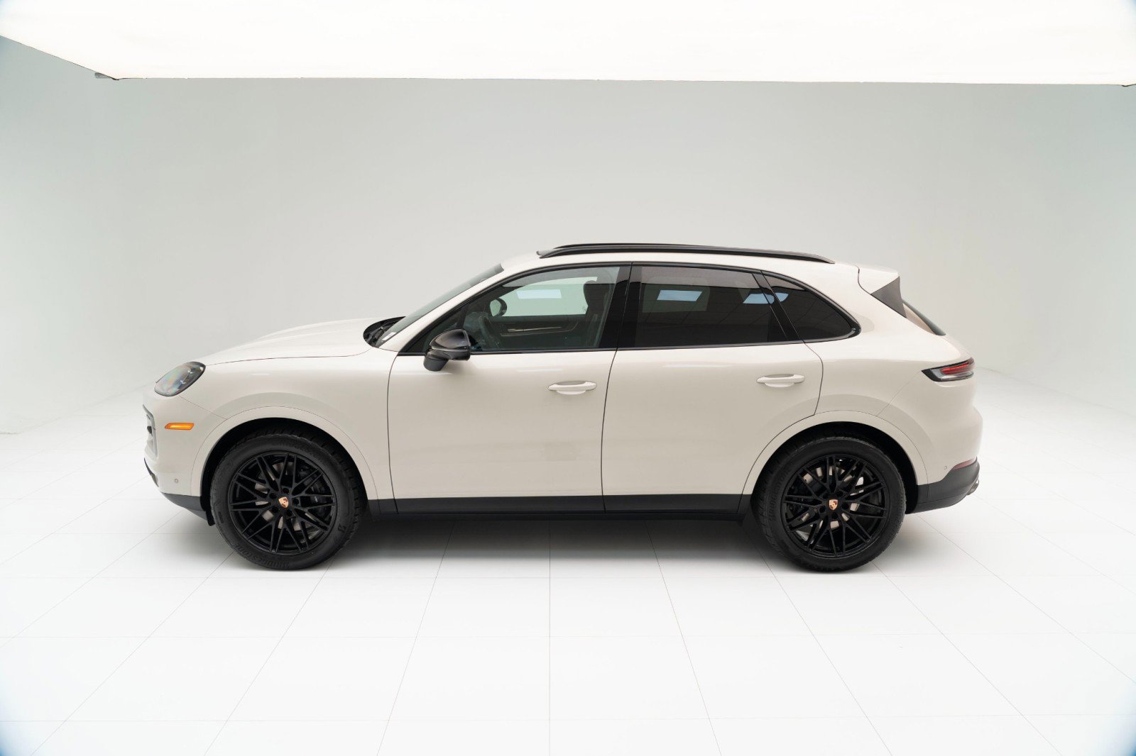 New 2026 Porsche Cayenne image 2
