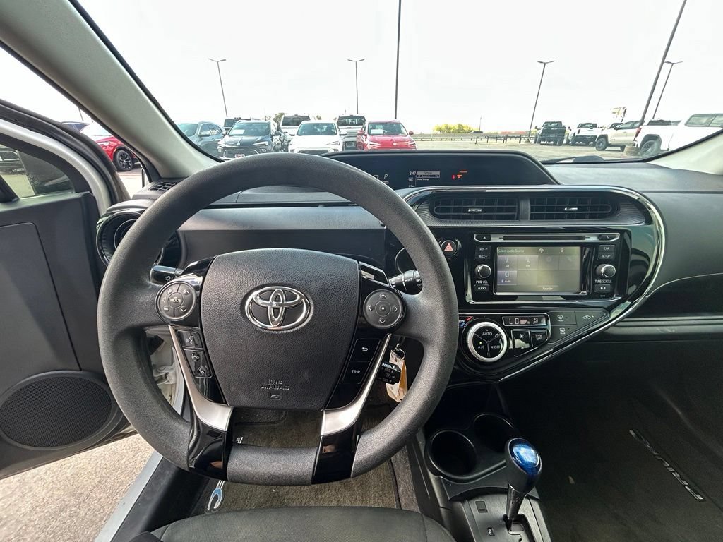 Used 2018 Toyota Prius C Two FWD image 10