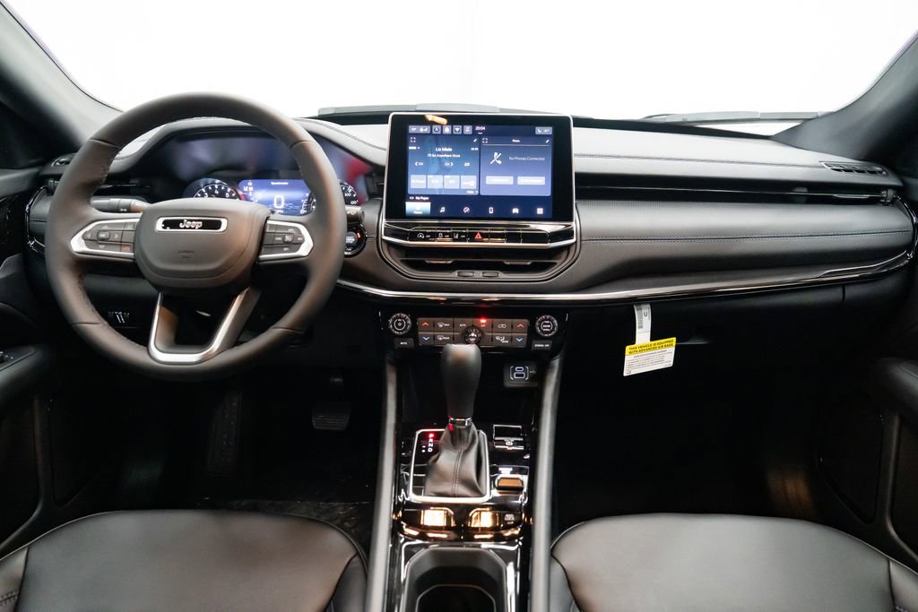 New 2026 Jeep Compass Latitude AWD/4WD image 9