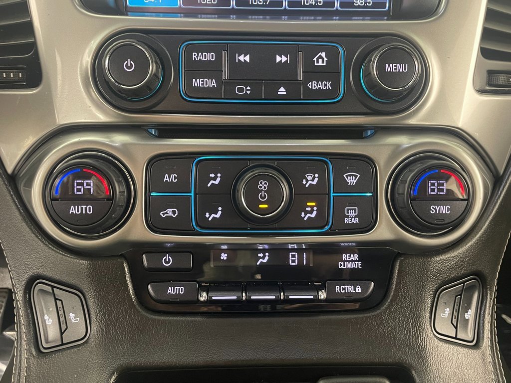 Used 2020 Chevrolet Suburban LT w/ RST Edition image 21