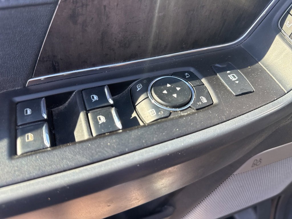 Used 2023 Ford F250 Lariat w/ Chrome Package image 18