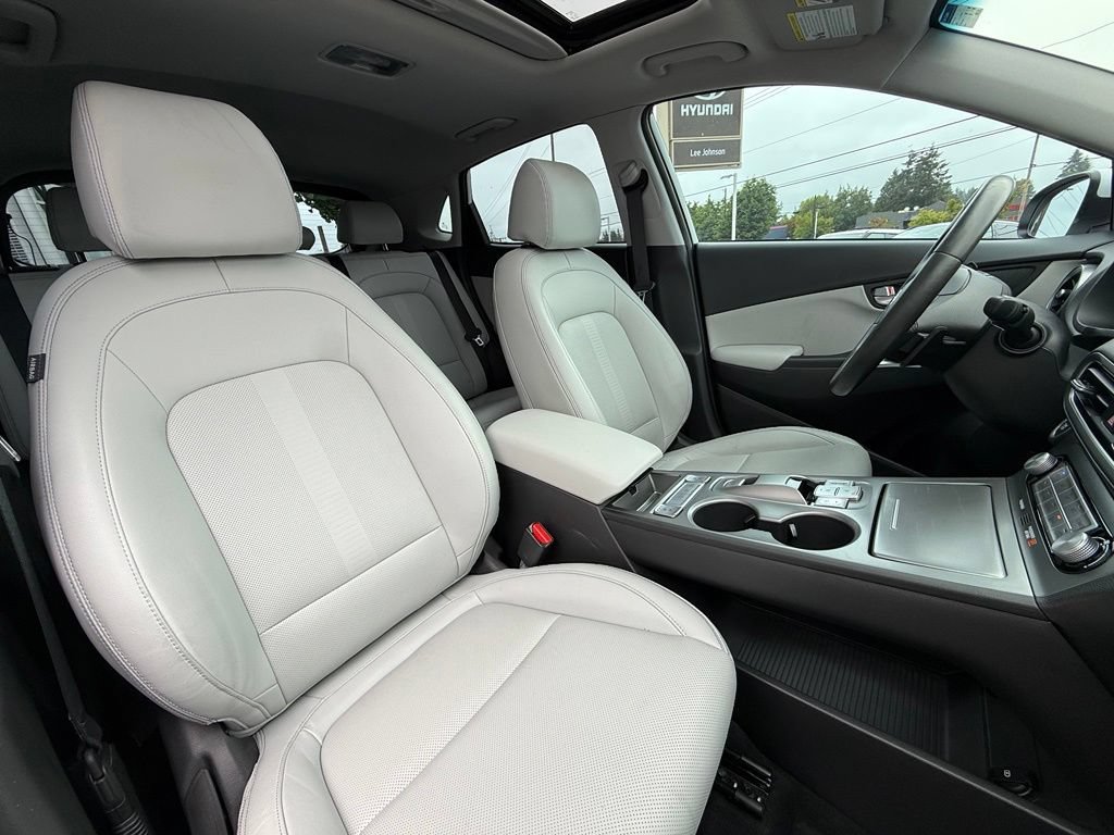 Certified 2023 Hyundai Kona Limited FWD image 19