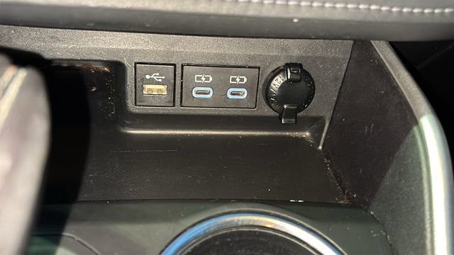 Used 2023 Toyota Highlander XLE w/ Protection Package #3 (TMS) image 20