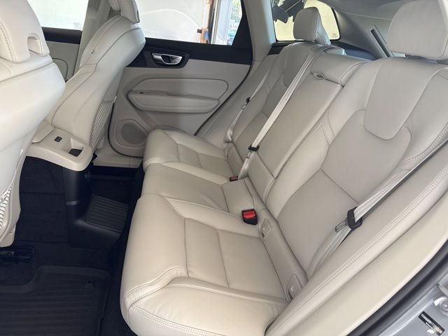 New 2026 Volvo XC60 T8 Ultra w/ Protection Package Premier image 12