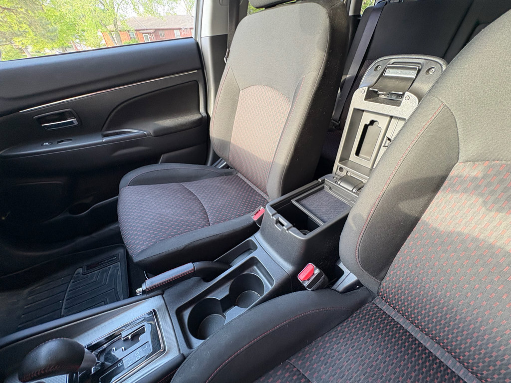 Used 2018 Mitsubishi Outlander Sport LE image 25