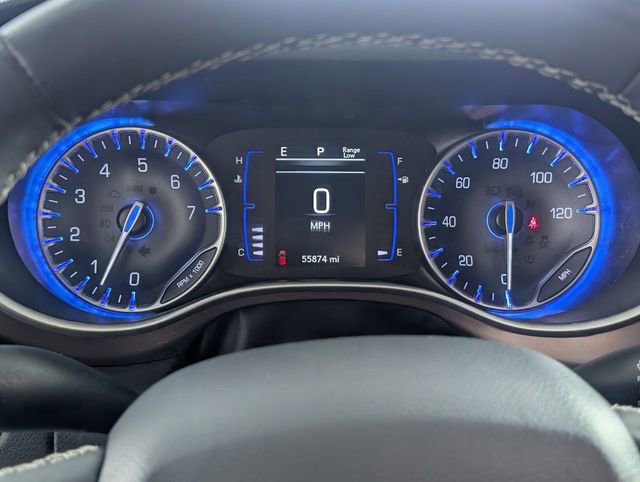 Certified 2023 Chrysler Voyager LX image 17