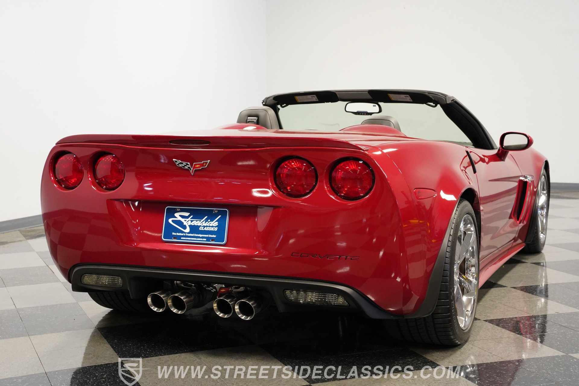 Used 2012 Chevrolet Corvette Grand Sport w/ 3LT Preferred Equipment Group RWD image 12