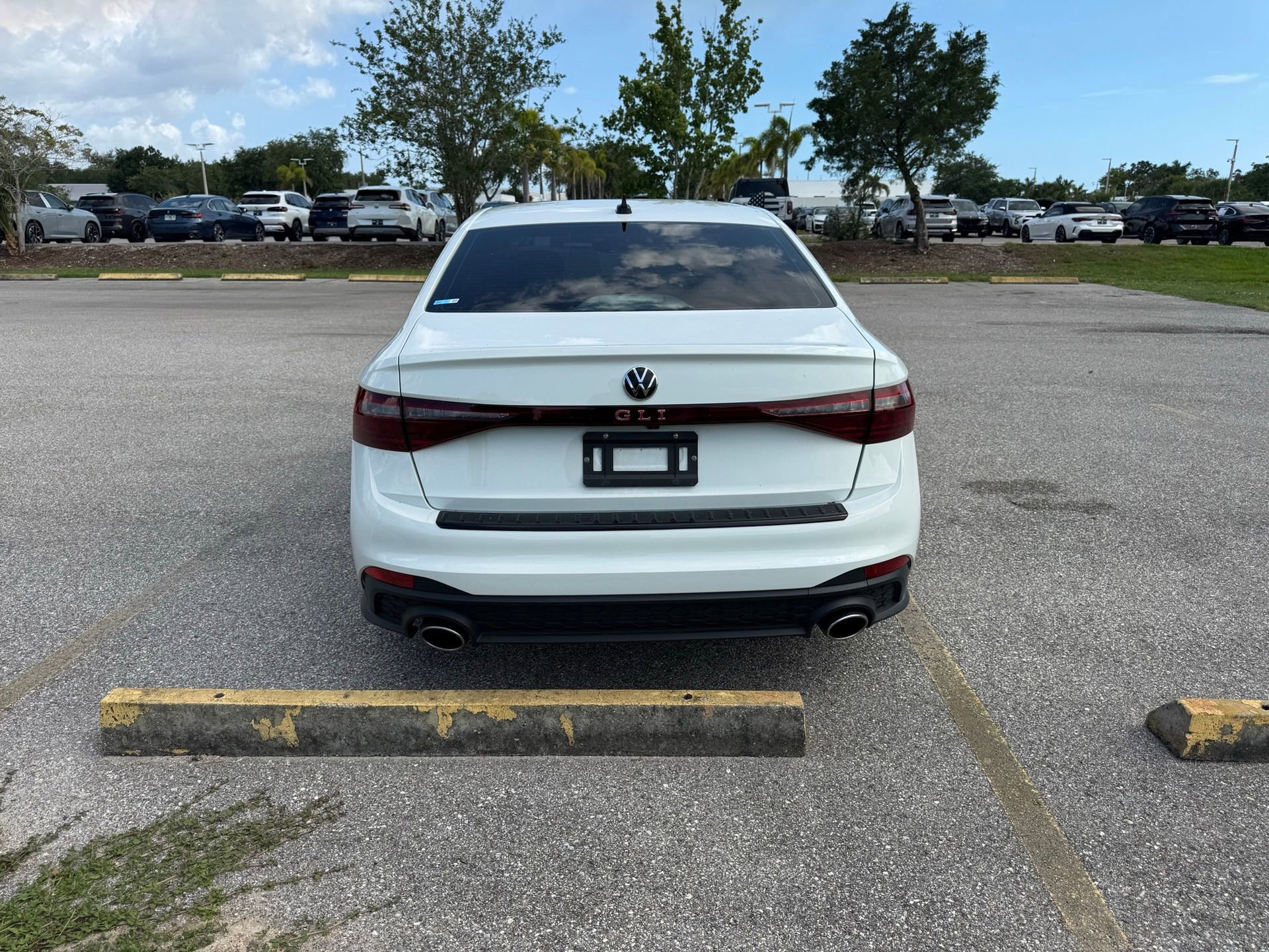 Used 2025 Volkswagen Jetta GLI Autobahn FWD image 5