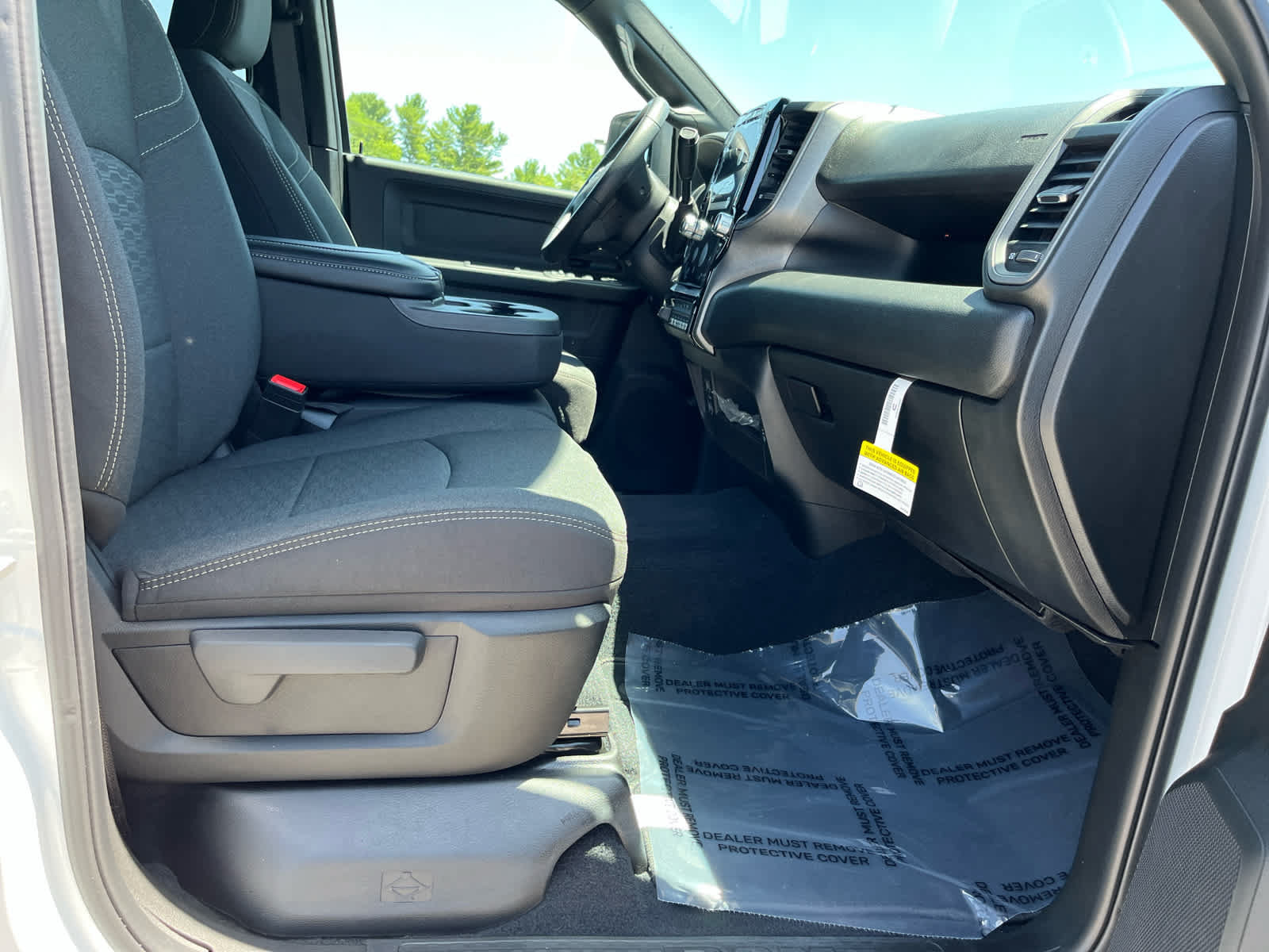 New 2026 RAM 3500 Tradesman AWD/4WD image 33