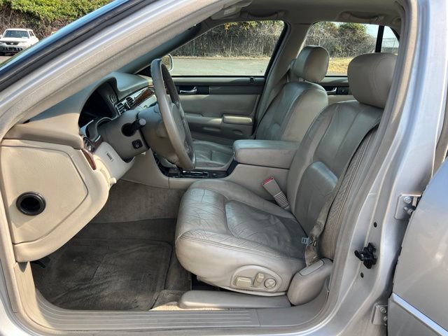 Used 2001 Cadillac Seville SLS FWD image 12